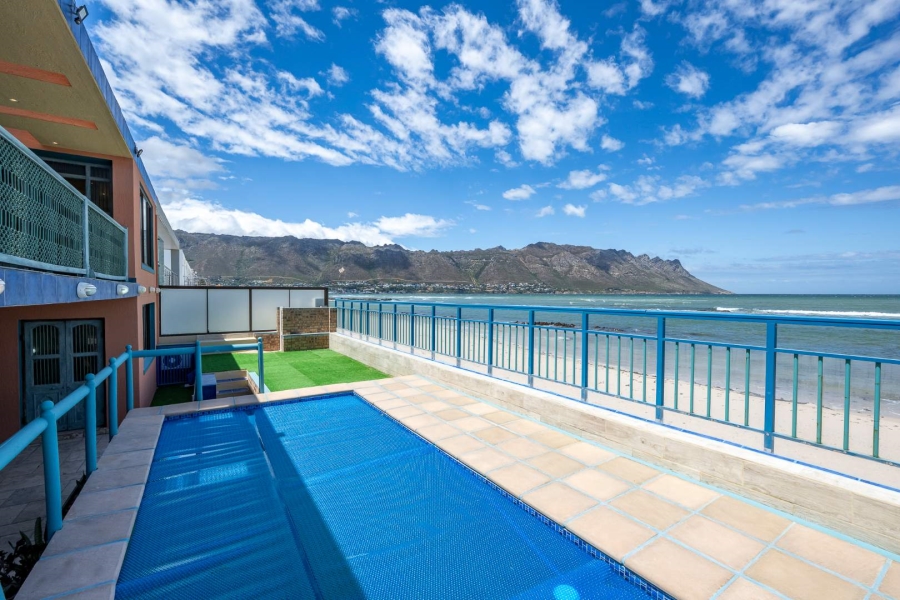 4 Bedroom Property for Sale in Gordons Bay Western Cape